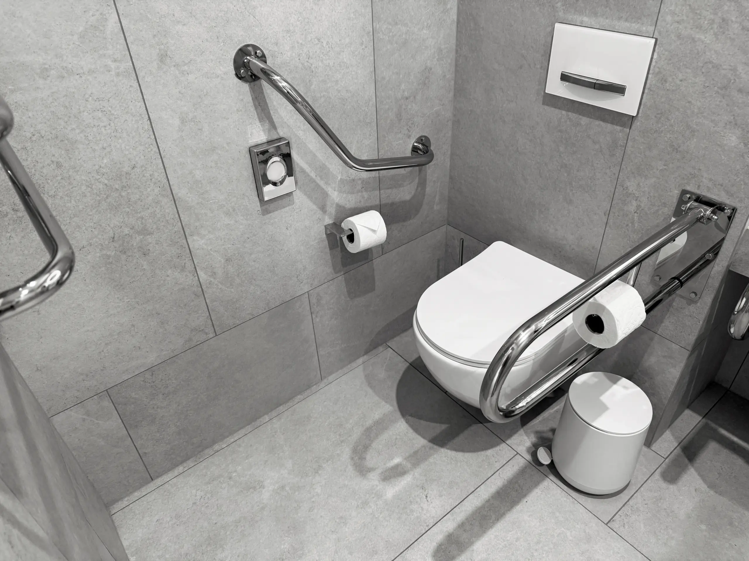 Baño adaptado de acero inoxidable
