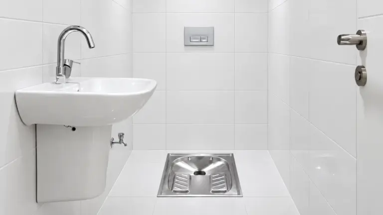 Placa turca en baño